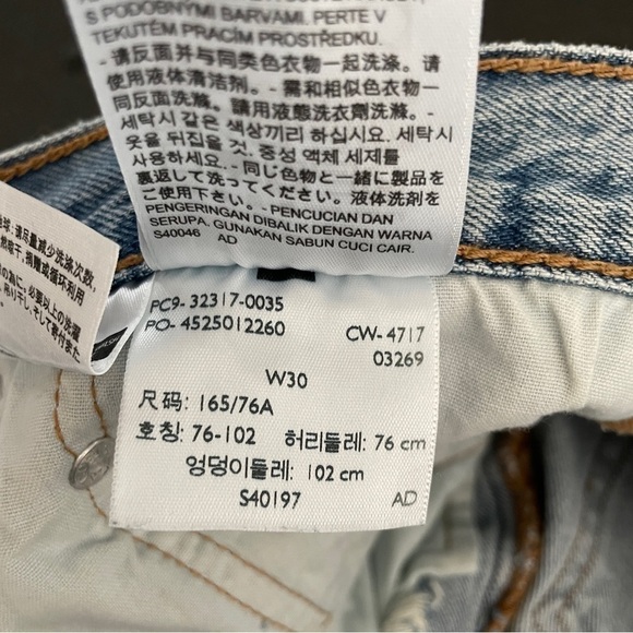 LEVI’S 501 Cutoff Jeans Shorts in Waveline 30 - Picture 9 of 9